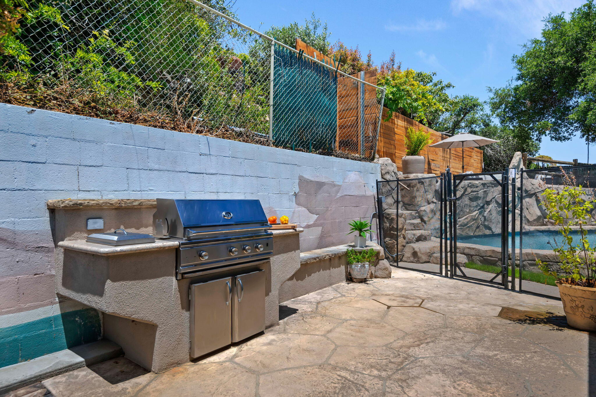 964 Garcia Road Santa Barbara, CA 93103 - Photo 9 of 48 18 - BBQ Patio