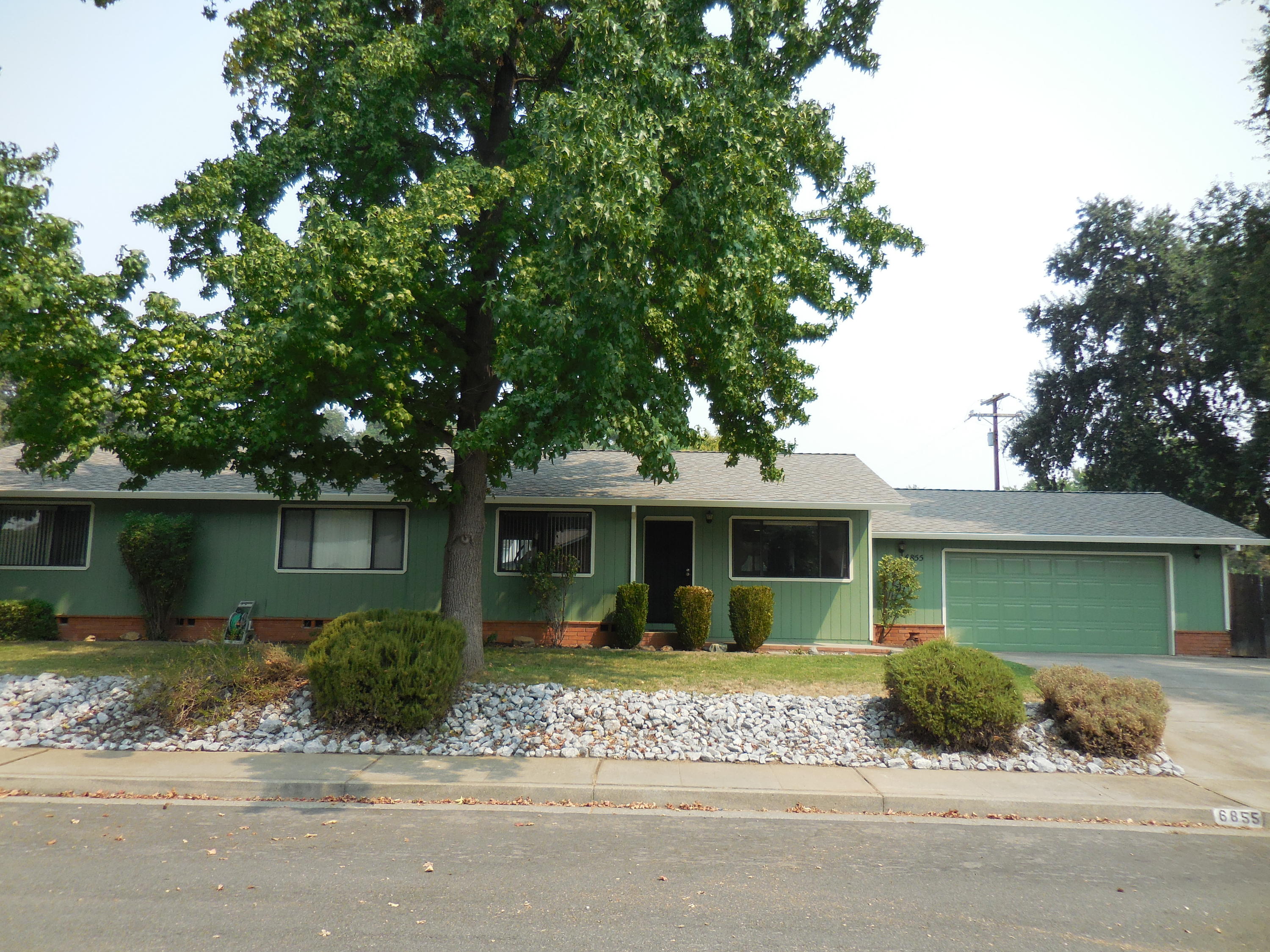 6855 Irving Road Redding, CA 96001 - Photo 2 of 23 DSCN0662