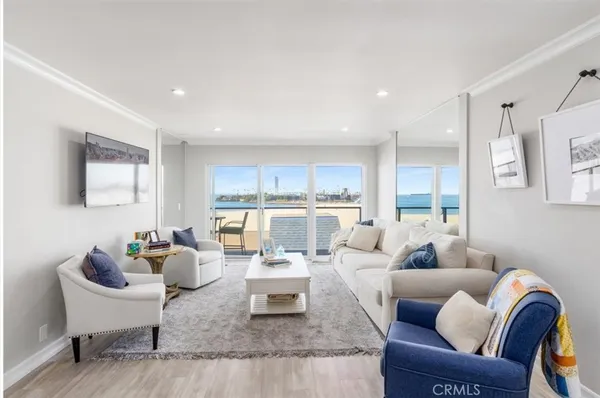 $895,000 | 1 3rd, Unit 605, Long Beach, CA 90802