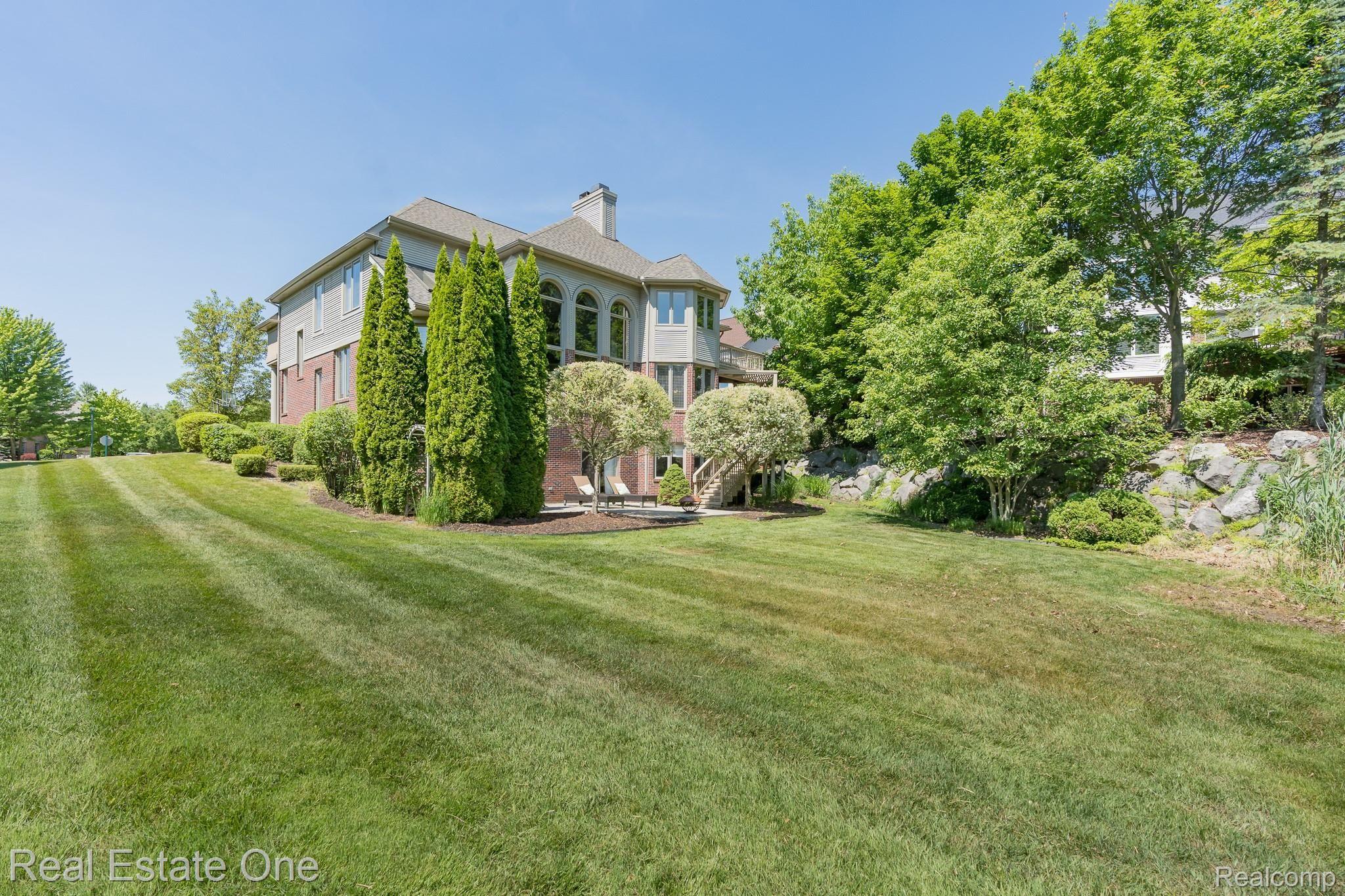 1375 Kentfield Drive Rochester, MI 48307 - Photo 53 of 56 Kentfield MLS-W072.jpg