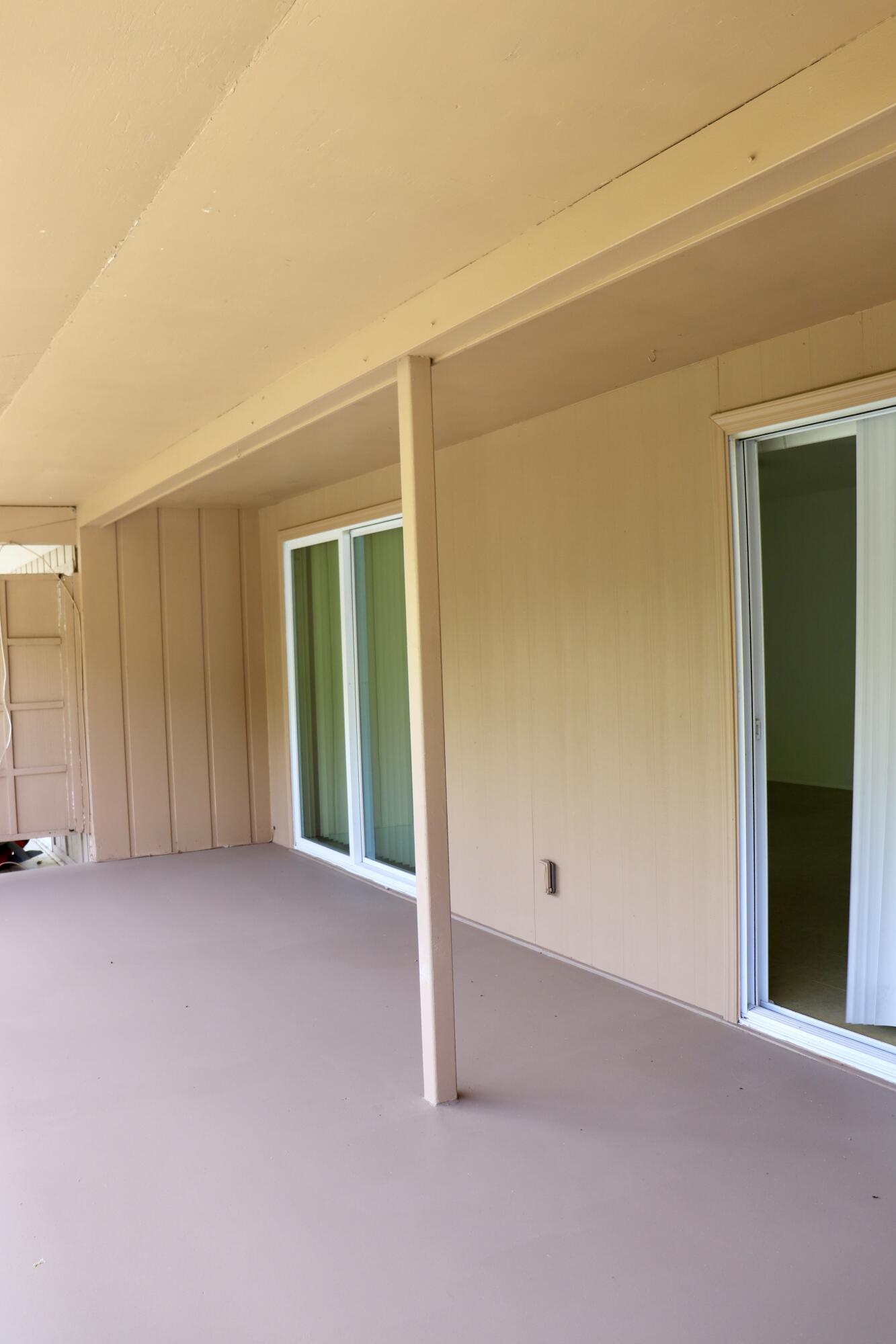 482 Southwest 9th Street, Unit 18 Boca Raton, FL 33432 - Photo 7 of 13 IMG_8105