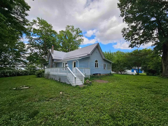 $555,000 | 3232 South Petersburg Road, Wheatland, IN 47597