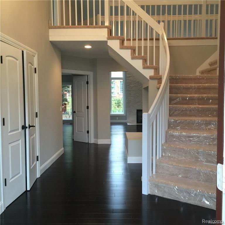 3651 Nesting Ridge Drive Rochester Hills, MI 48309 - Photo 3 of 26
