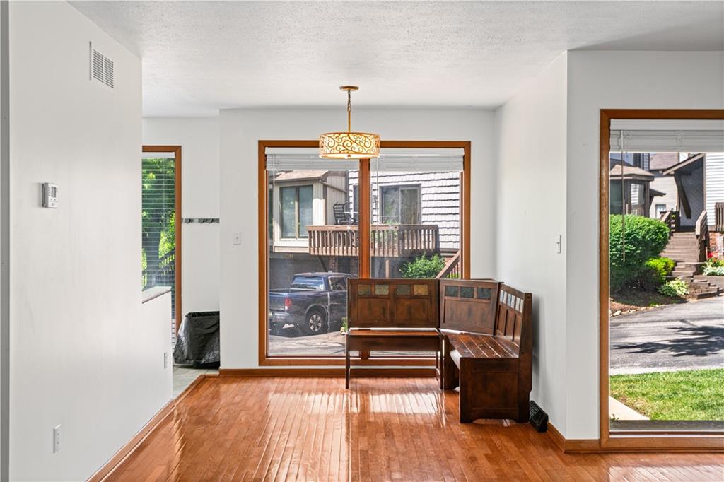 420 Spring Run Drive Monroeville, PA 15146 - Photo 4 of 43