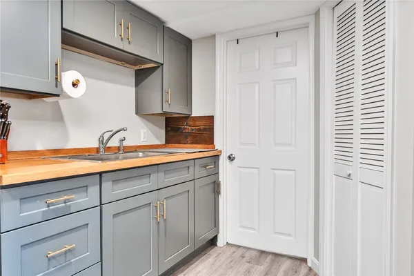 $599,800 | 16 Harrison Avenue, South Kingstown, RI 02879