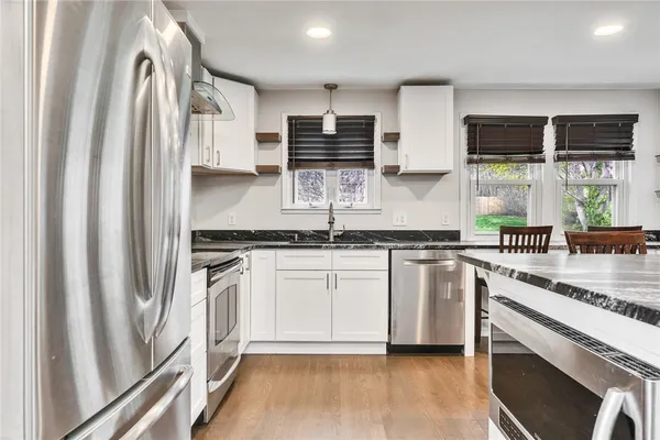 $599,800 | 16 Harrison Avenue, South Kingstown, RI 02879