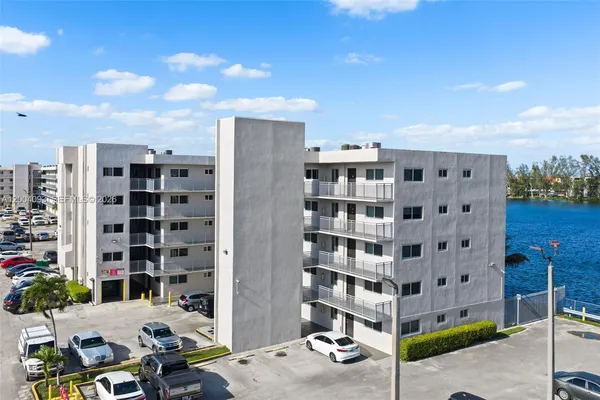 $307,000 | 9915 West Okeechobee Road, Unit 2403, Hialeah Gardens, FL 33016
