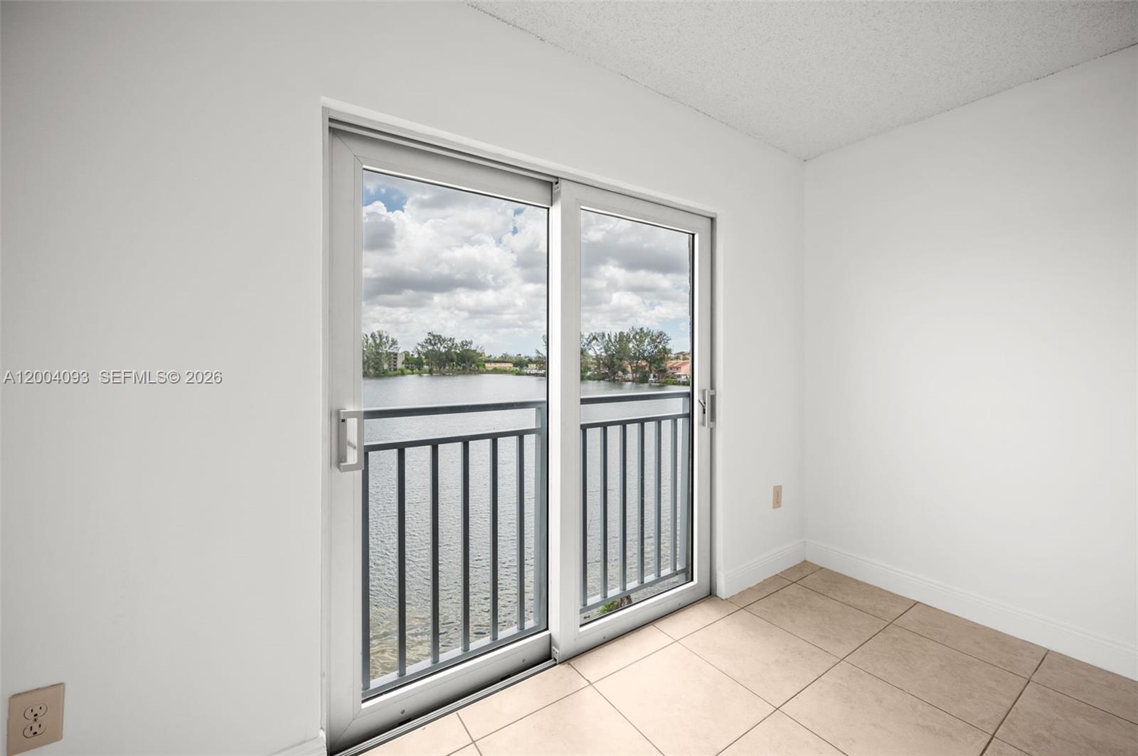 9915 West Okeechobee Road, Unit 2403 Hialeah Gardens, FL 33016 - Photo 18 of 46