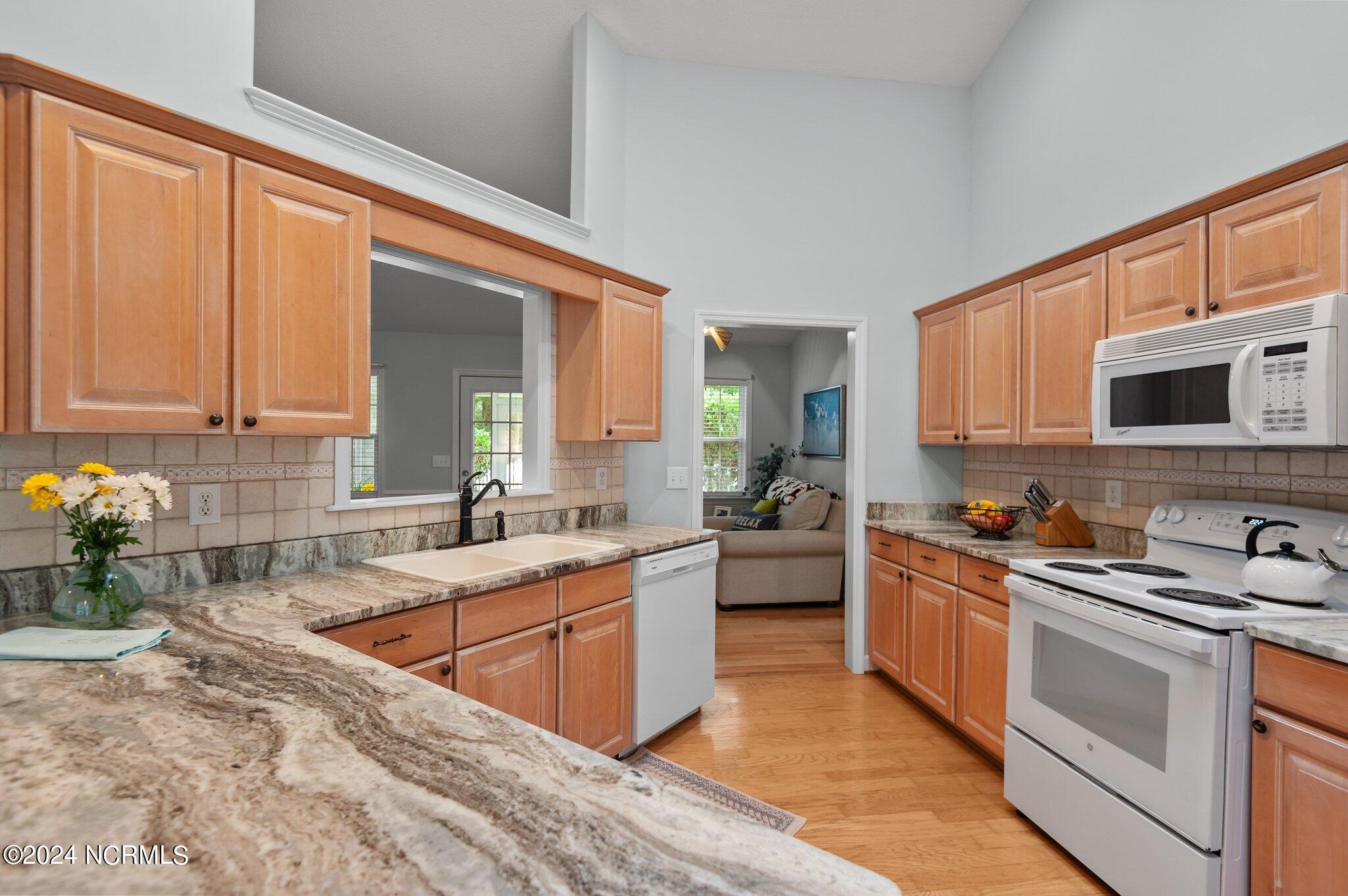 421 Neuchatel Road New Bern, NC 28562 - Photo 8 of 37 8-web-or-mls-_DSC5037