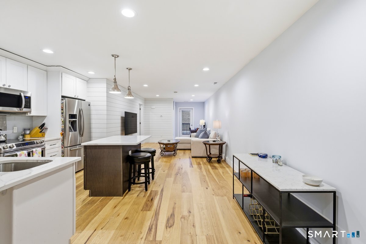 32 1/2 Village Road Milford, CT 06460 - Photo 24 of 40