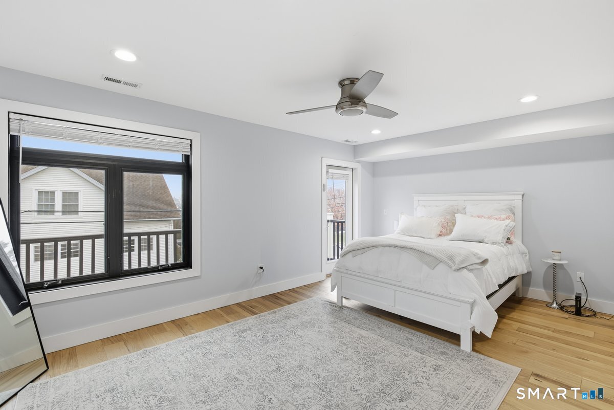 32 1/2 Village Road Milford, CT 06460 - Photo 27 of 40