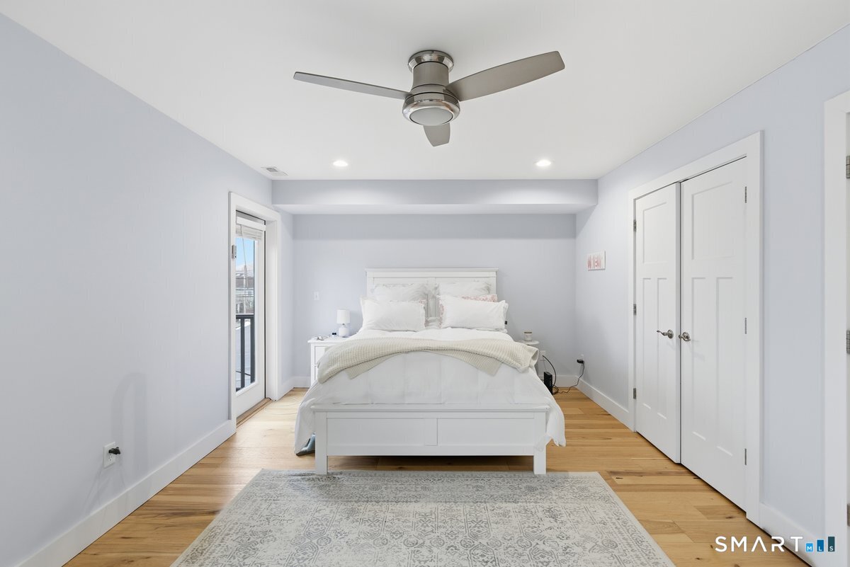 32 1/2 Village Road Milford, CT 06460 - Photo 28 of 40