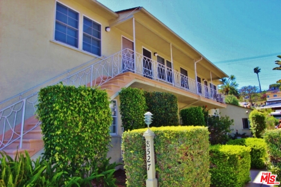 8527 Pershing Drive Playa del Rey, CA 90293 - Photo 10 of 16 Gallery Image 10