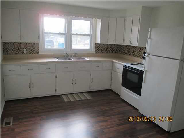 400 Southwest 3rd Street Loogootee, IN 47553 - Photo 3 of 9 Gallery Image 3