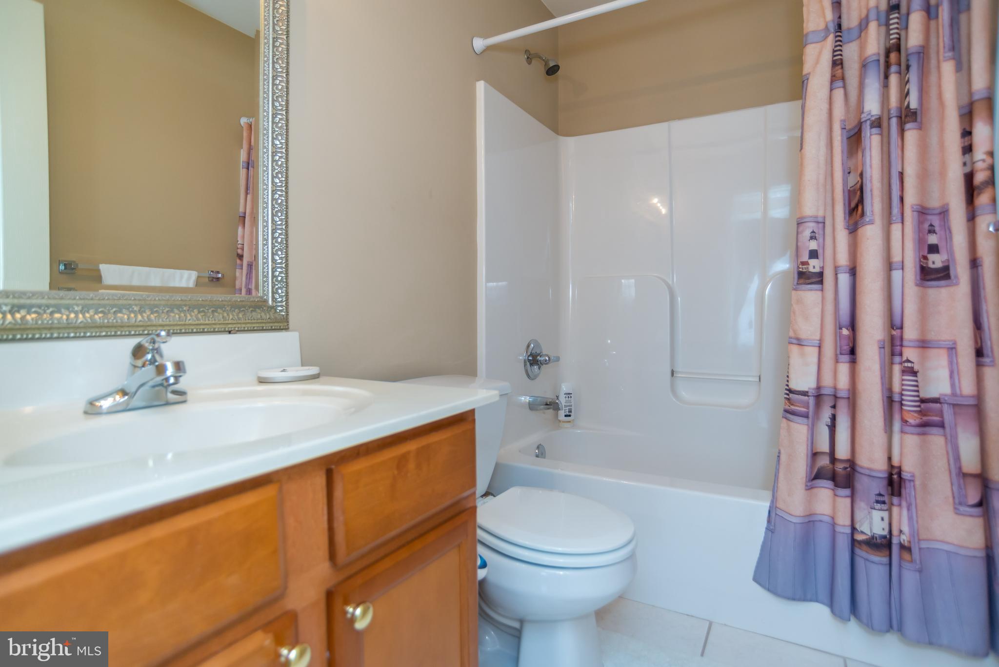 2705 Ruth Way Philadelphia, PA 19114 - Photo 31 of 41 Hall Bath