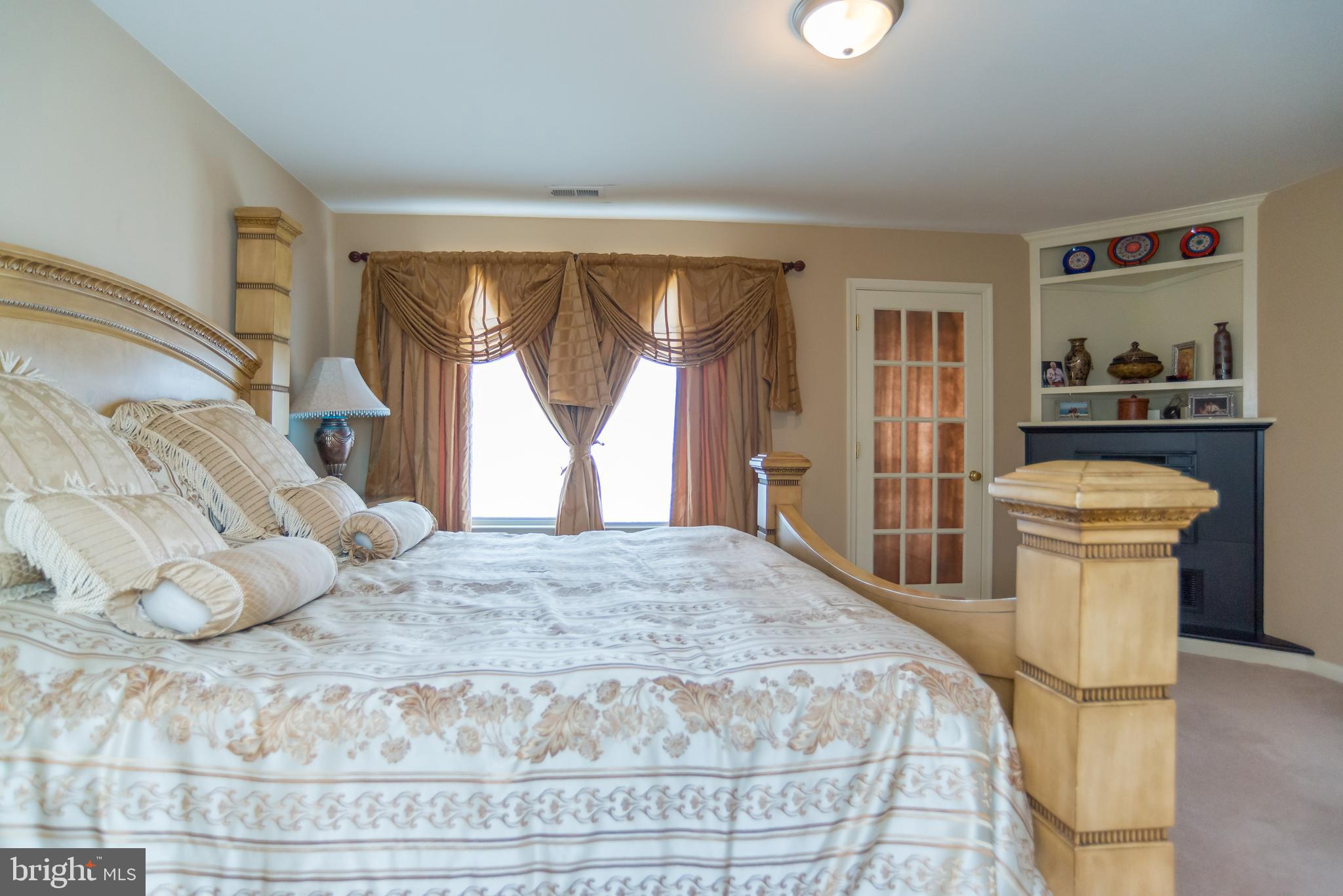 2705 Ruth Way Philadelphia, PA 19114 - Photo 34 of 41 Master Bedroom
