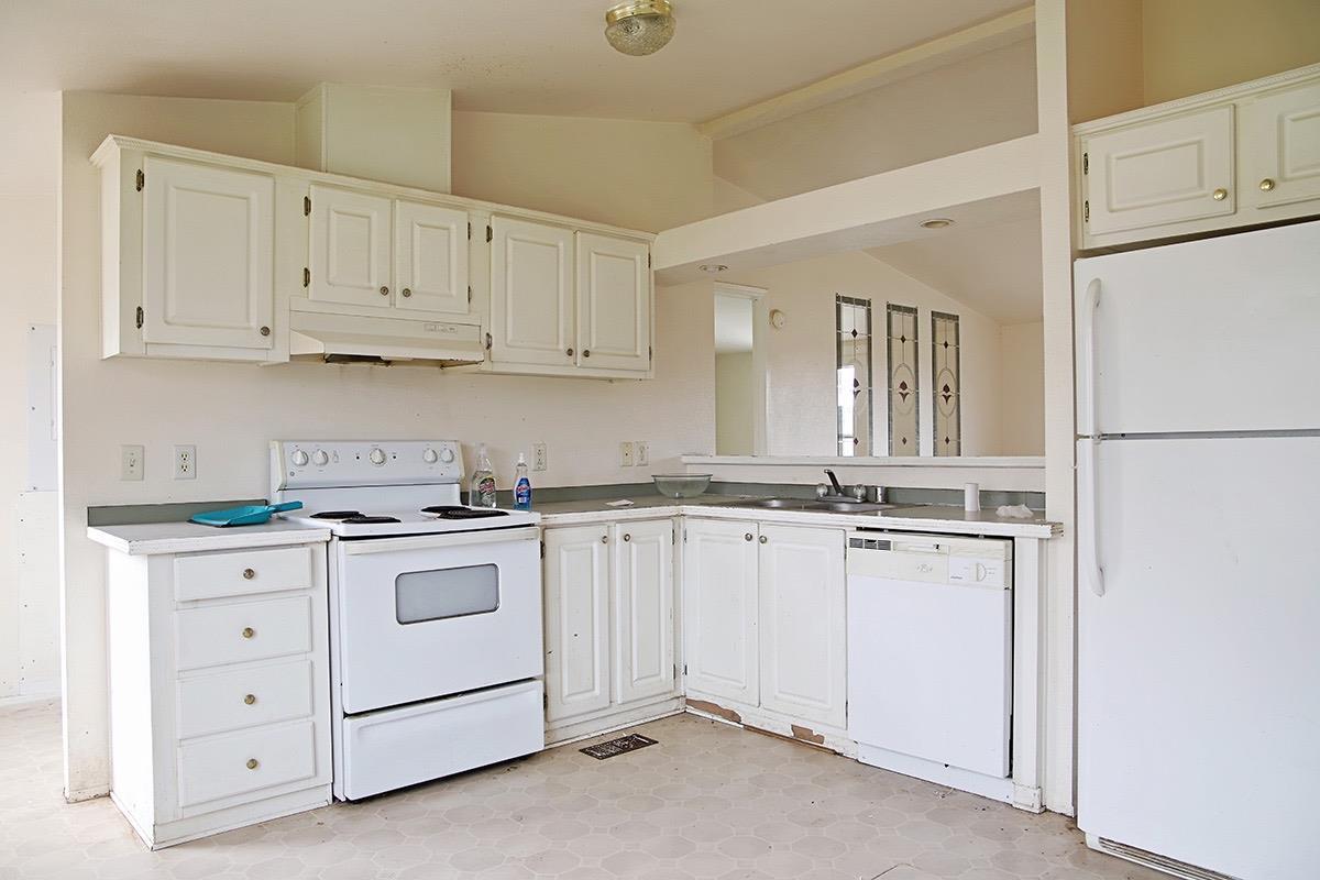 323 Harris Road Grants Pass, OR 97526 - Photo 8 of 23 Additional Photo