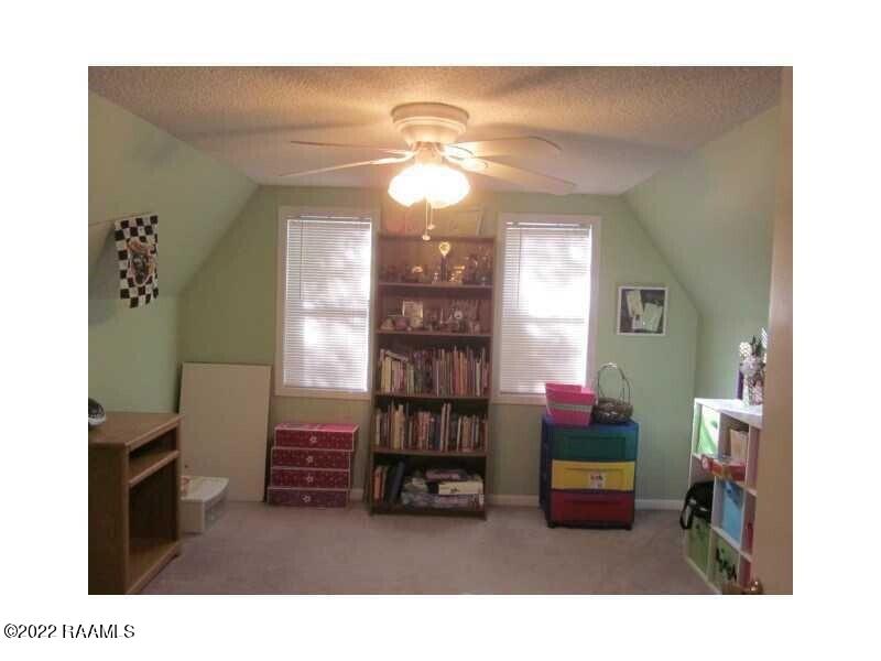 2103 Division Road Sulphur, LA 70663 - Photo 6 of 10 2103bed