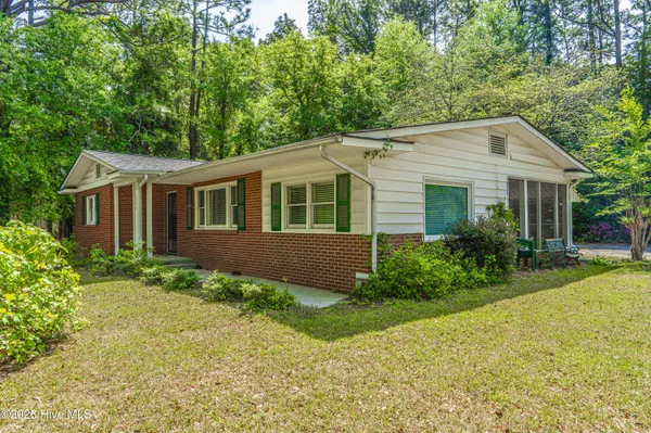 $389,000 | 1360 Midland Road, Southern Pines, NC 28387