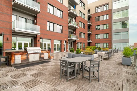 $1,795,000 | 333 West Depot Avenue, Unit 603, Knoxville, TN 37917