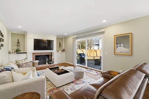 $850,000 | 865 Churchill Court, Barrington, IL 60010