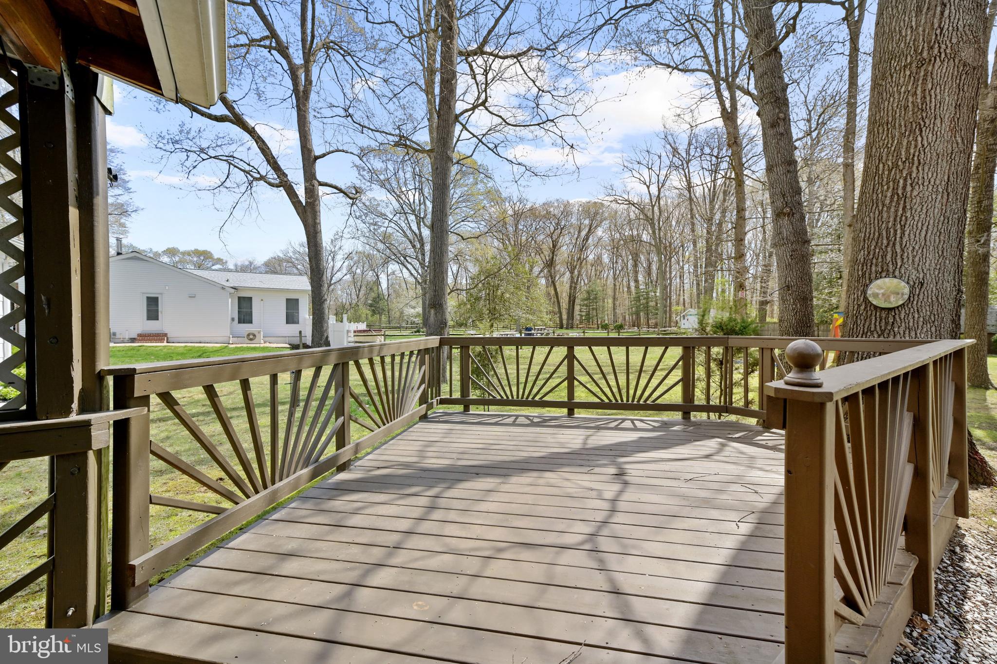 8437 Alvin Road Pasadena, MD 21122 - Photo 31 of 39 Deck.