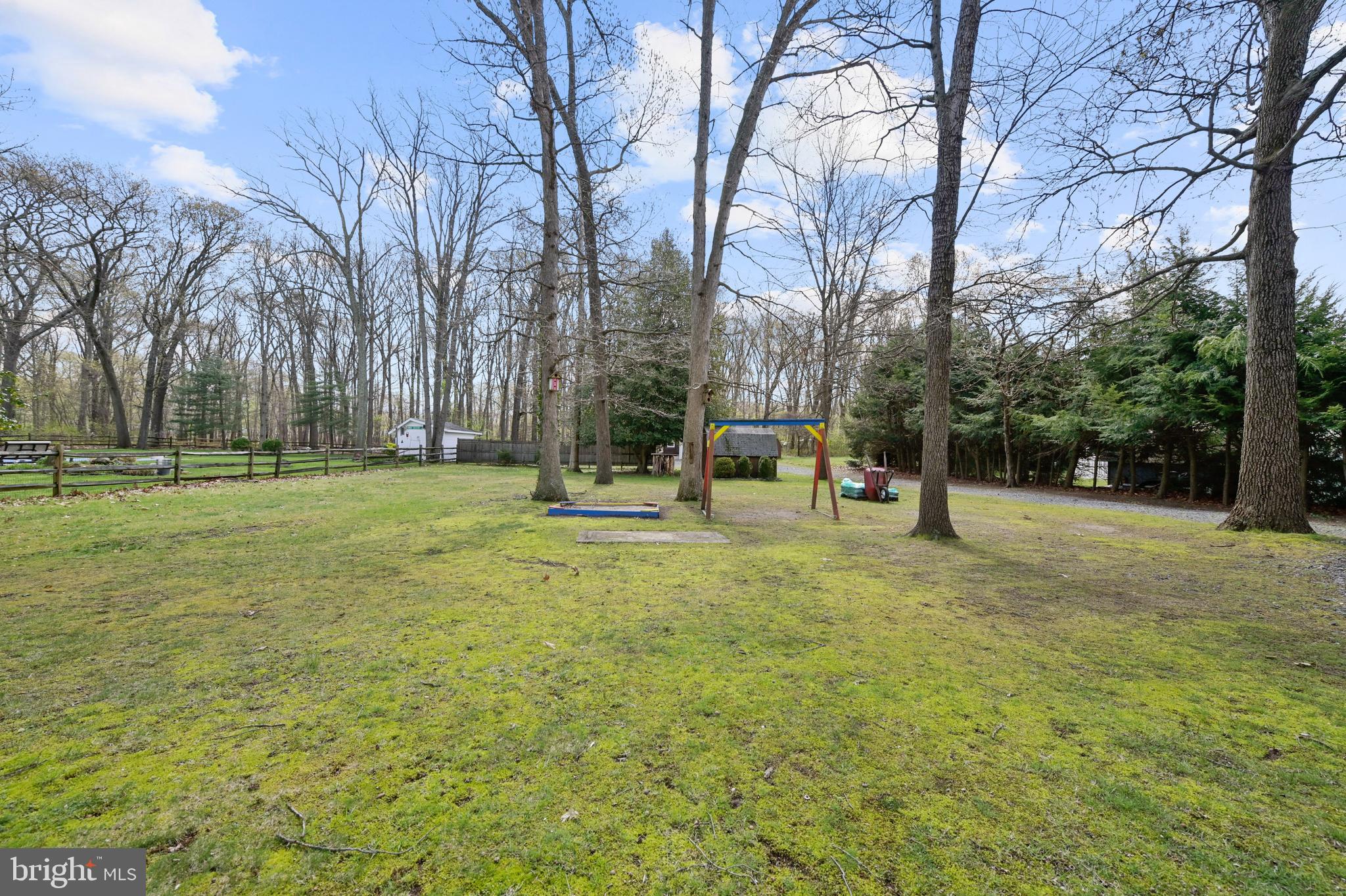 8437 Alvin Road Pasadena, MD 21122 - Photo 33 of 39 Gallery Image 33