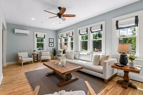 $750,000 | 5685 Howards Point Road, Excelsior, MN 55331
