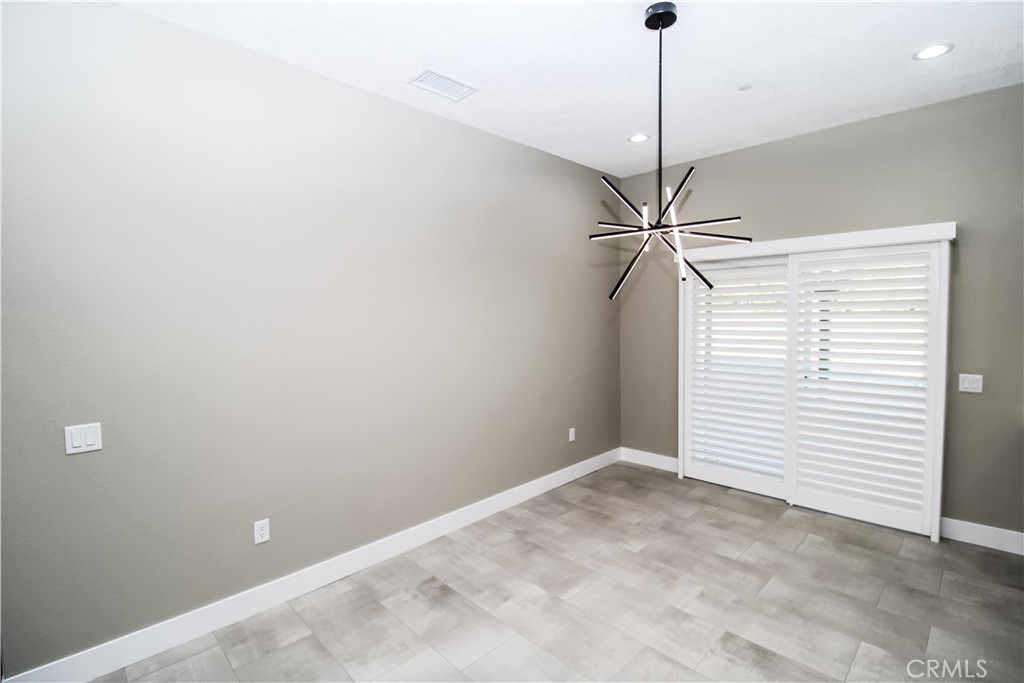 19299 Roanoke Road Apple Valley, CA 92307 - Photo 10 of 25