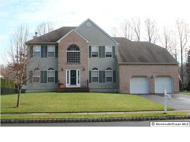 356 Meadowood Road Jackson, NJ 08527 - Photo 1 of 16 Primary Photo