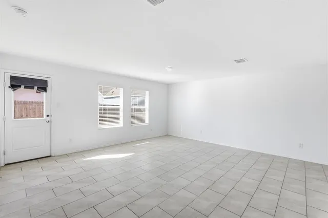 $1,995 | 2928 Dora Drive, Fort Worth, TX 76119