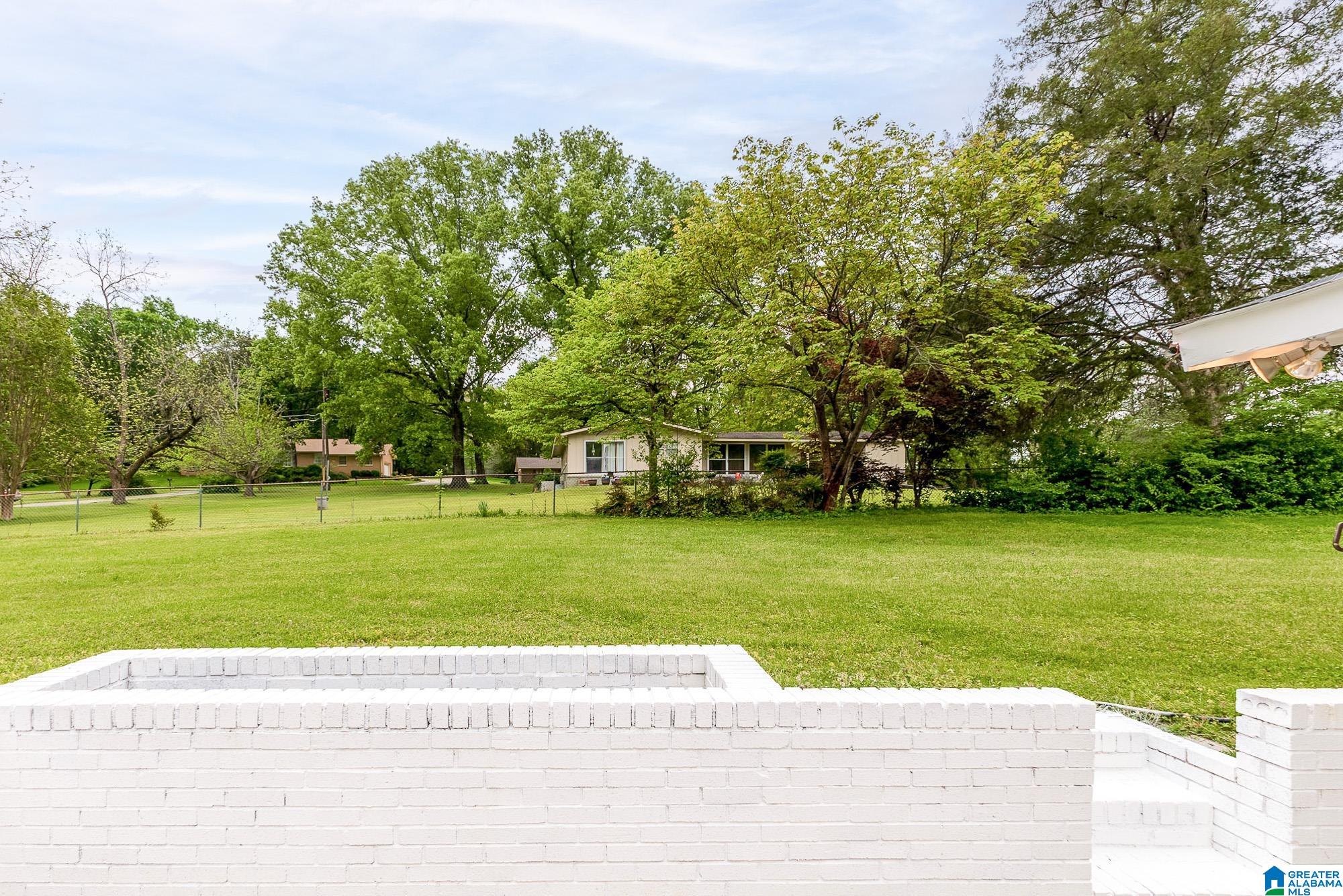 704 Pinecrest Road Southeast Huntsville, AL 35802 - Photo 33 of 37