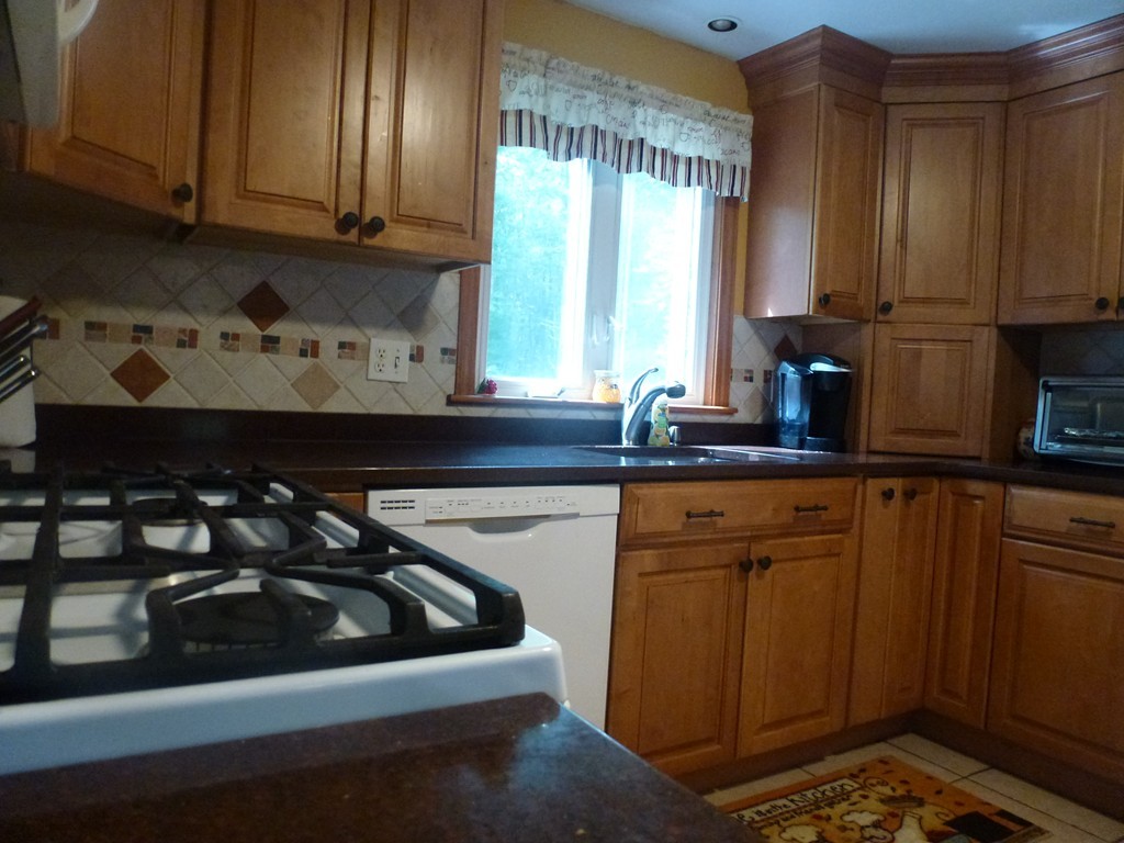 78 Peckham Road Acushnet, MA 02743 - Photo 8 of 23 Gallery Image 8