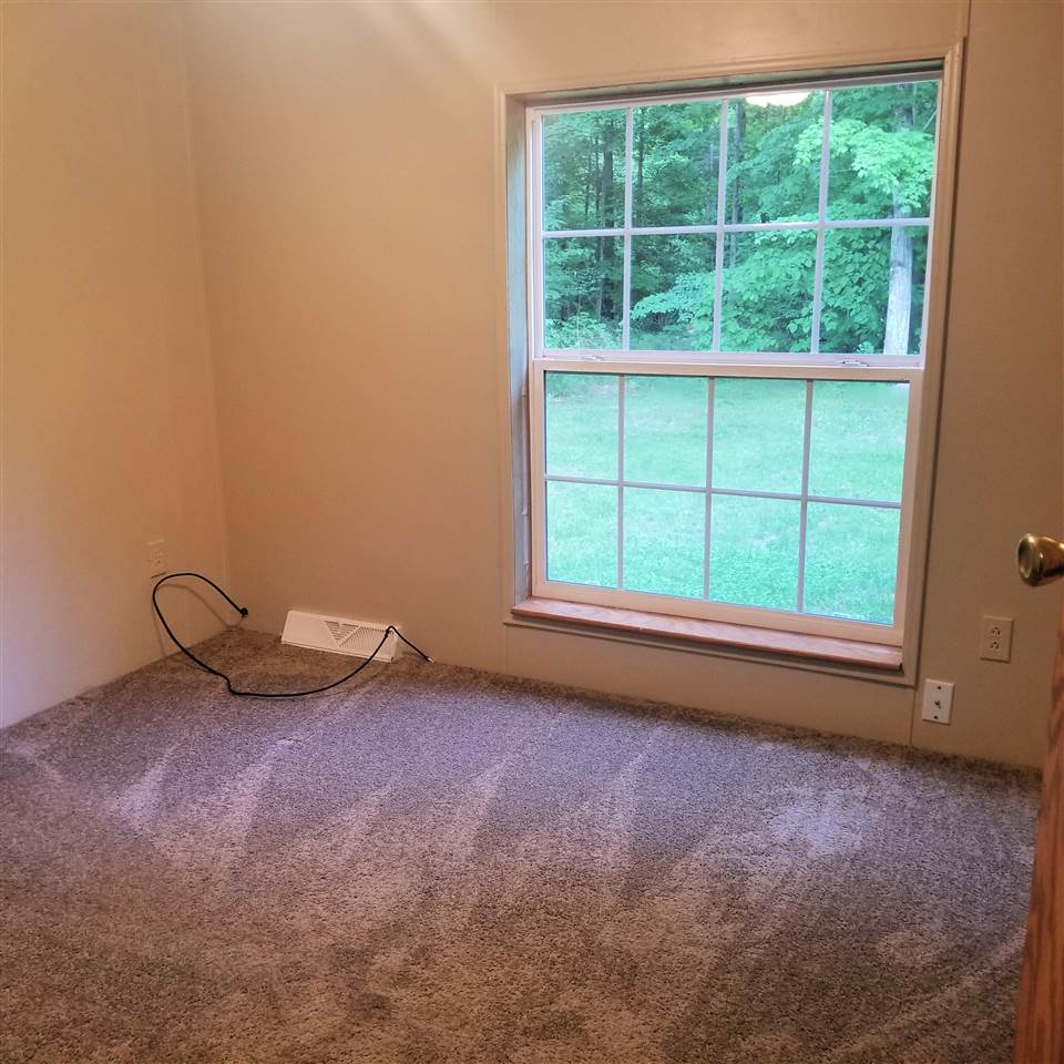 4625 Oslund Road Mancelona, MI 49659 - Photo 20 of 27 1862526-19.JPG