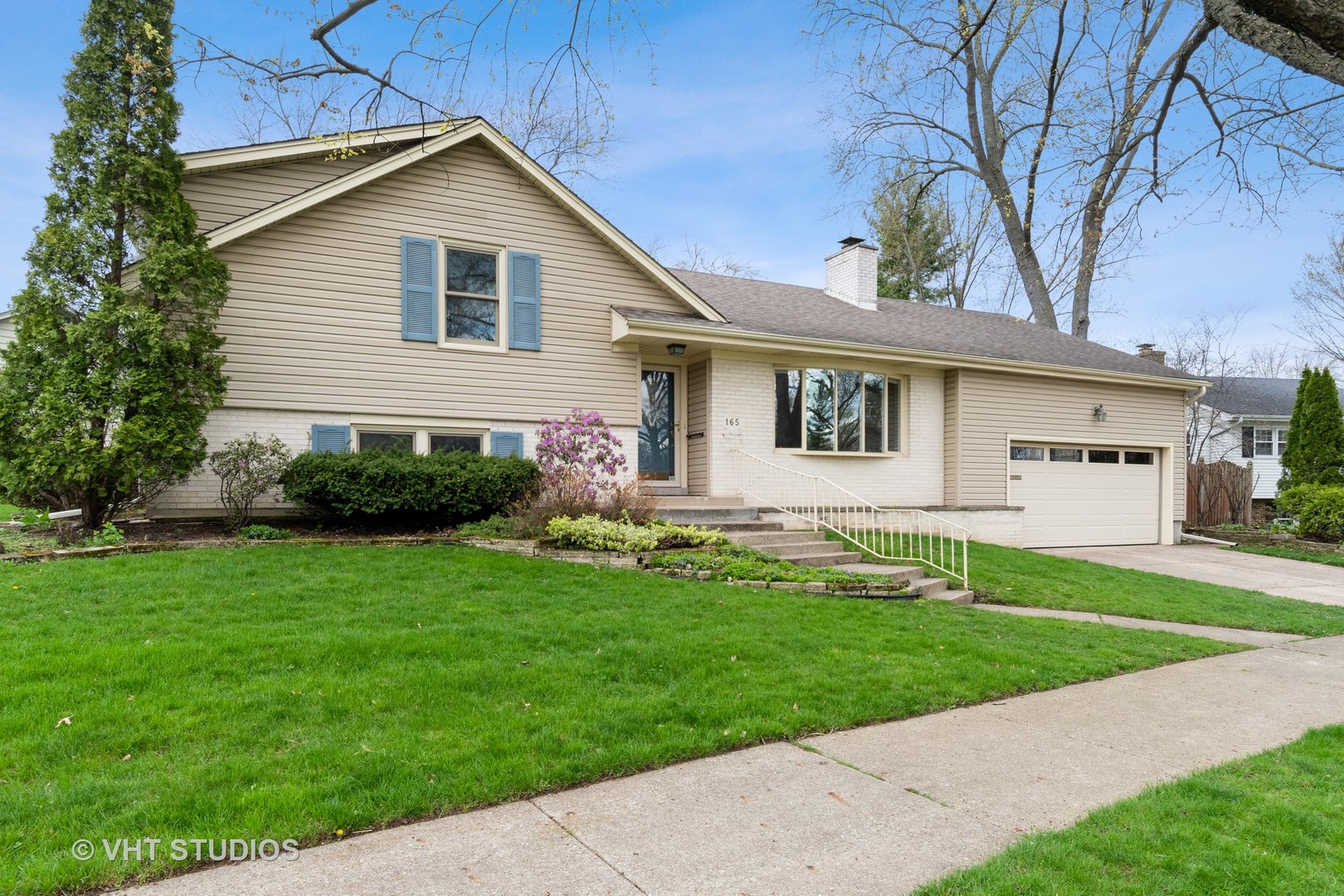 165 Tamarack Avenue, Naperville, IL 60540 Compass