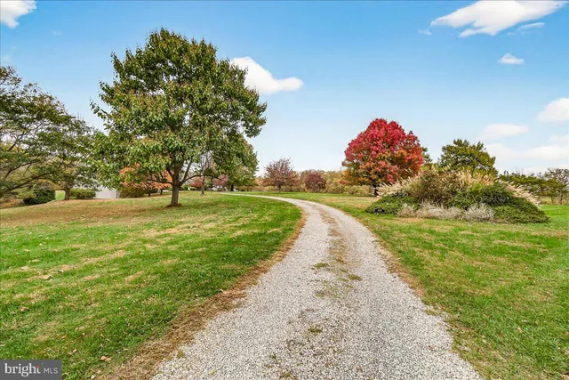 $925,000 | 2634 Point Of Rocks Road, Jefferson, MD 21755