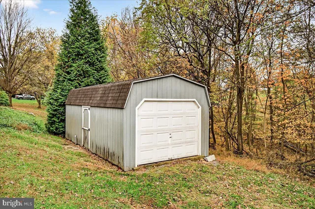 $925,000 | 2634 Point Of Rocks Road, Jefferson, MD 21755