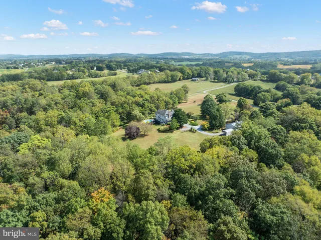 $925,000 | 2634 Point Of Rocks Road, Jefferson, MD 21755