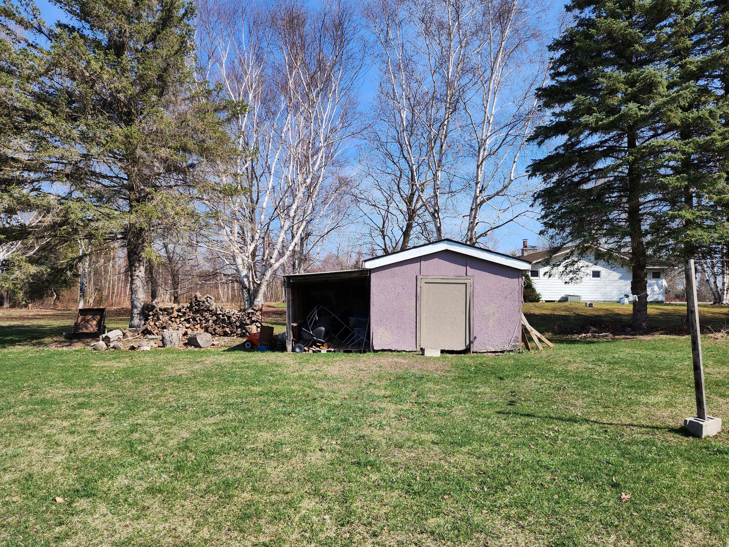 8879 Galbraith Road Cheboygan, MI 49721 - Photo 9 of 26 Gallery Image 9