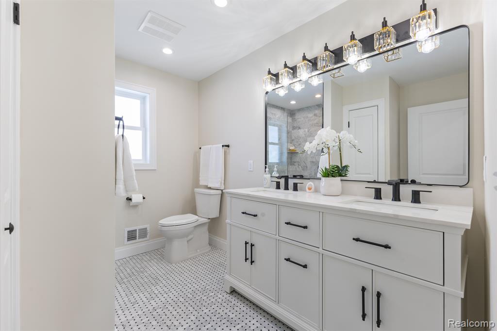 3518 Normandy Road Royal Oak, MI 48073 - Photo 26 of 45