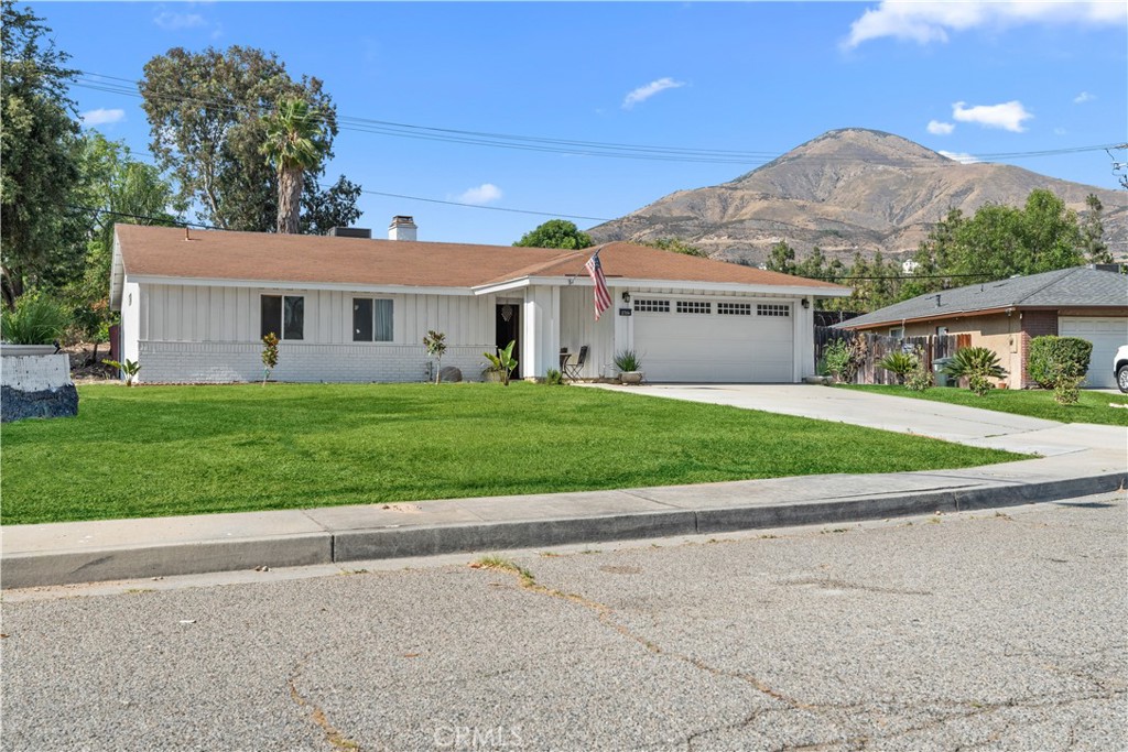 2764 East Mirada Road Highland, CA 92346 - Photo 5 of 24 Ai enhanced