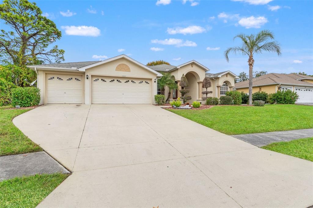 13375 Newcastle Avenue Spring Hill, FL 34609 - Photo 4 of 62