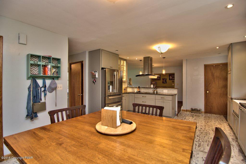 209 Mosswood Road Moscow, PA 18444 - Photo 16 of 65 Photo 15