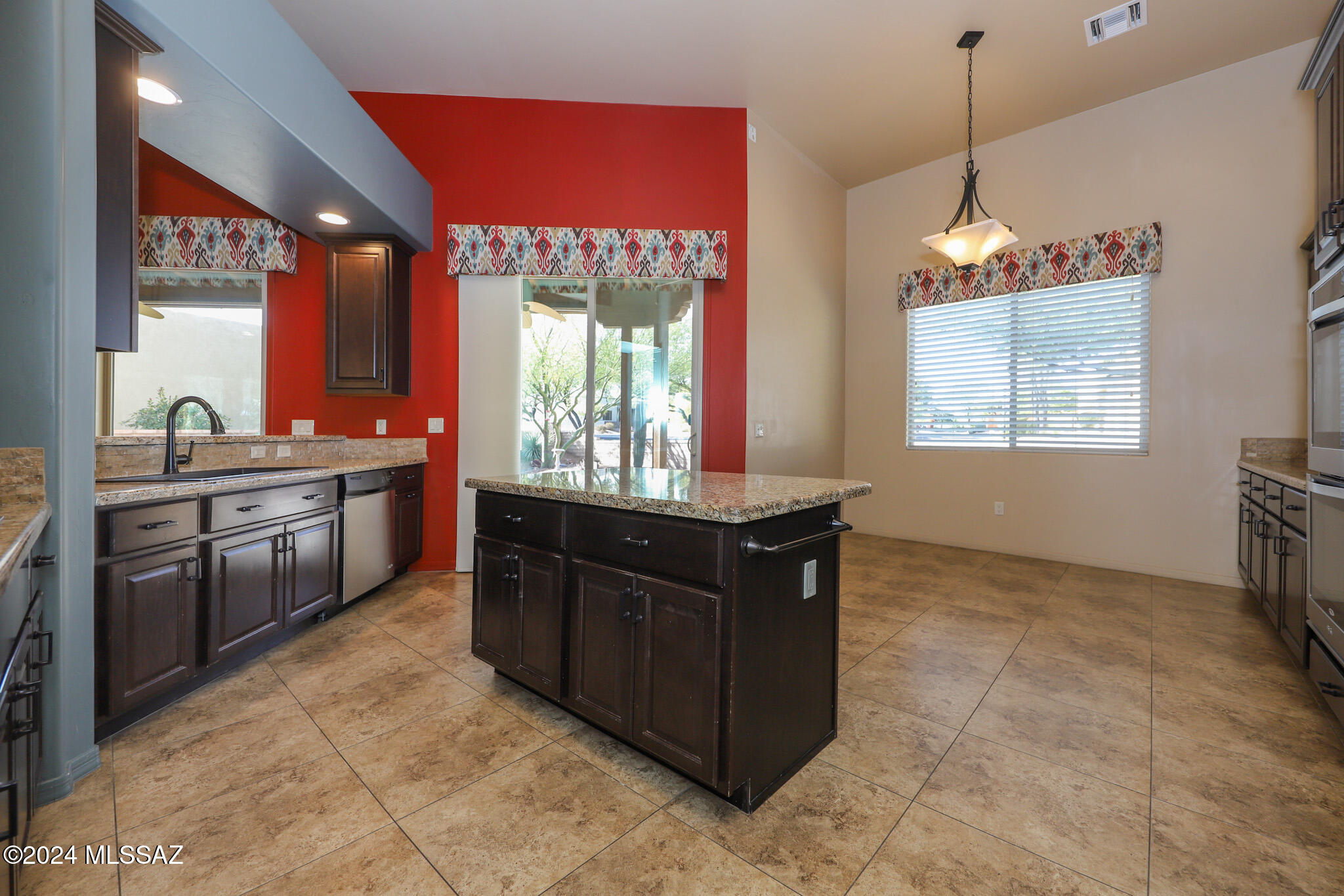 5598 South Creosote Ridge Way Tucson, AZ 85747 - Photo 7 of 33 Gallery Image 7