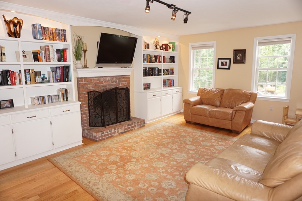 84 Fairview Park Road Sturbridge, MA 01566 - Photo 2 of 30 a living room with furniture window and a flat screen tv