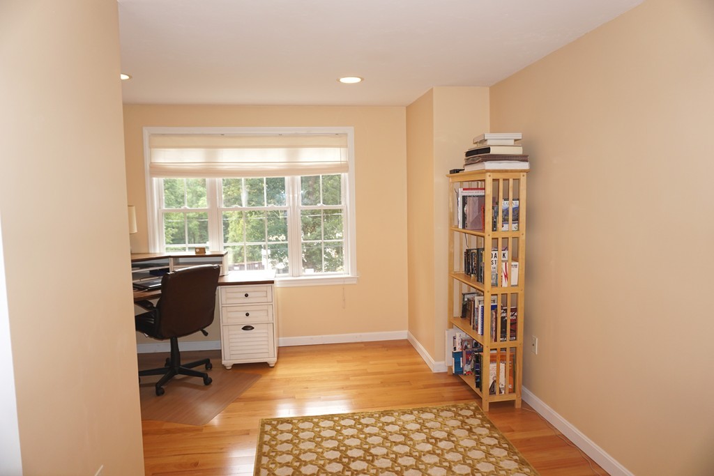 84 Fairview Park Road Sturbridge, MA 01566 - Photo 22 of 30 a room with furniture and a window