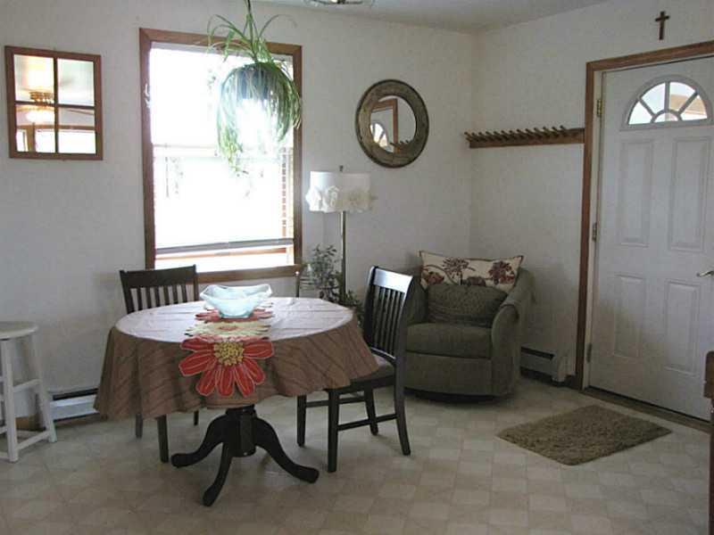 24 Field Road Sidney, ME 04330 - Photo 4 of 30 Dining Room.