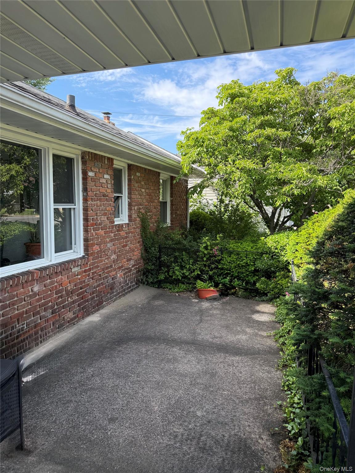 2582 Oceanside Road Oceanside, NY 11572 - Photo 13 of 13