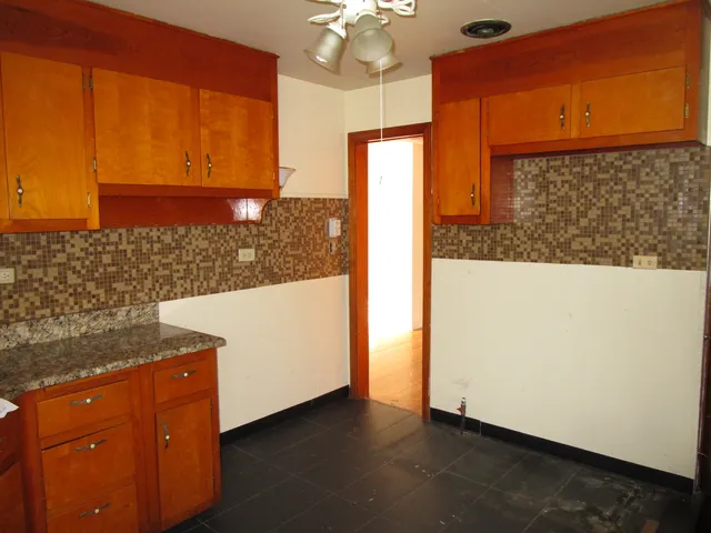 $138,000 | 346 31st Avenue, Bellwood, IL 60104