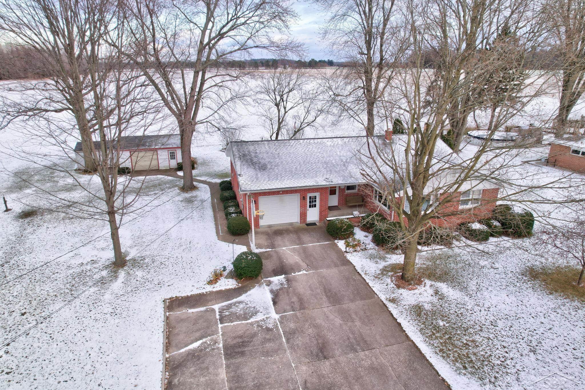 11245 North Evergreen Road Birch Run, MI 48415 - Photo 47 of 61 50129037-e502caa8-cd71-49ba-878f-aa183a4fbe56.JPG